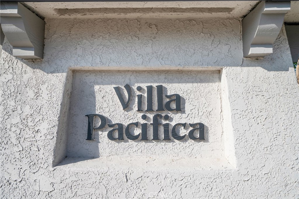 Huntington Beach, California, 92648, United States, 1 Bedroom Bedrooms, ,1 BathroomBathrooms,Residential,For Sale,1969398