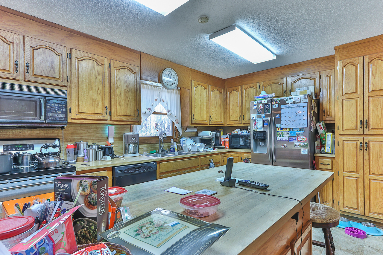 Taylorsville, North Carolina, 28681, United States, 4 Bedrooms Bedrooms, ,2 BathroomsBathrooms,Residential,For Sale,1942573