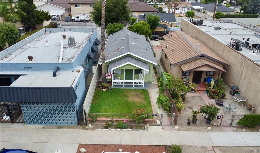 Azusa, California, 91702, United States, 6 Bedrooms Bedrooms, ,Residential,For Sale,2048732