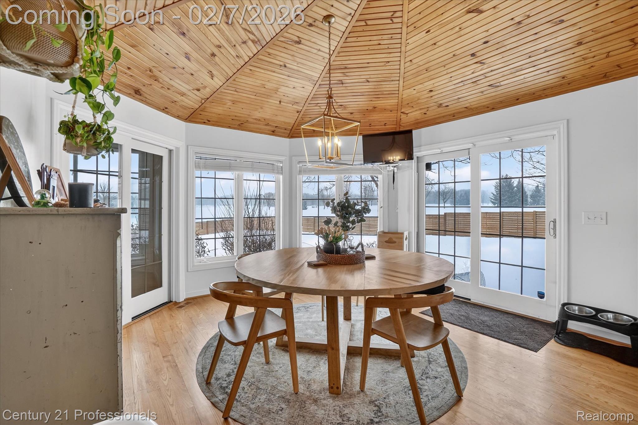 NewHudson, Michigan, 48165, United States, 3 Bedrooms Bedrooms, ,2 BathroomsBathrooms,Residential,For Sale,2014527