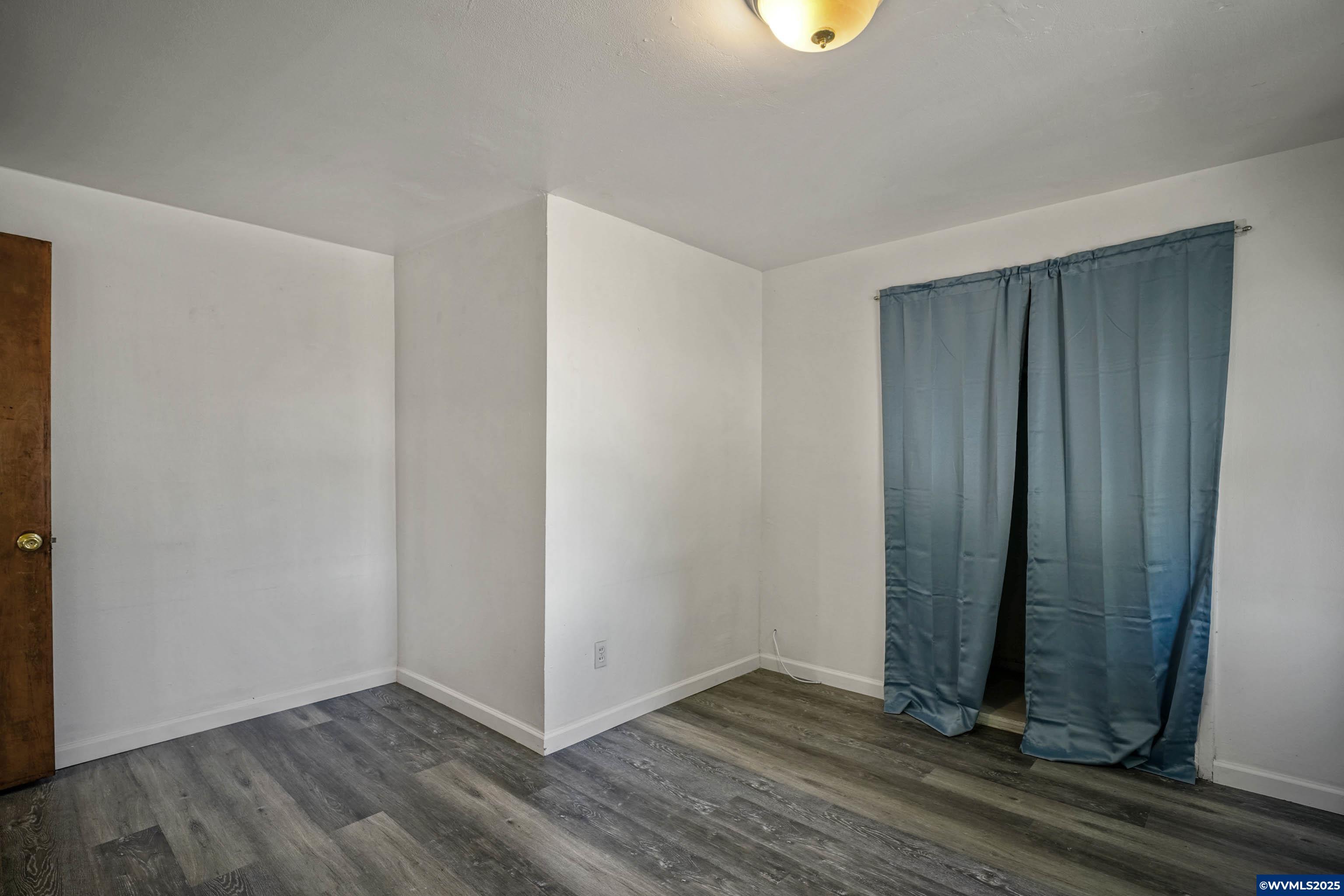 Salem, Oregon, 97301, United States, 5 Bedrooms Bedrooms, ,3 BathroomsBathrooms,Residential,For Sale,1965364