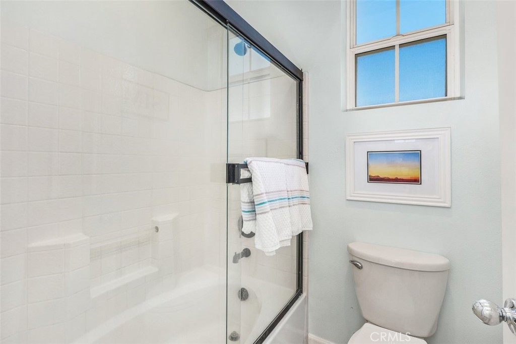 Temecula, California, 92592, United States, 3 Bedrooms Bedrooms, ,3 BathroomsBathrooms,Residential,For Sale,1970519