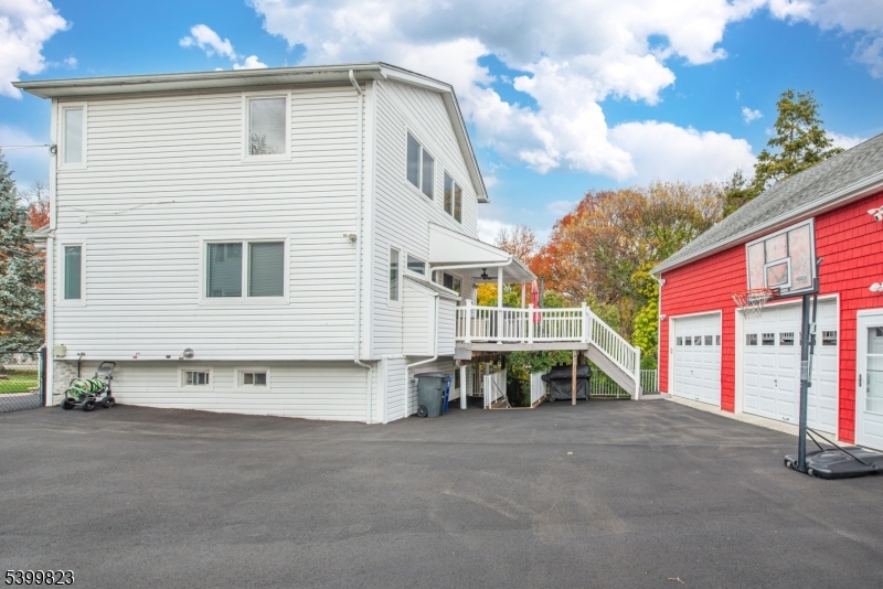 Clifton City, New Jersey, 07013, United States, 5 Bedrooms Bedrooms, ,4 BathroomsBathrooms,Residential,For Sale,2001932