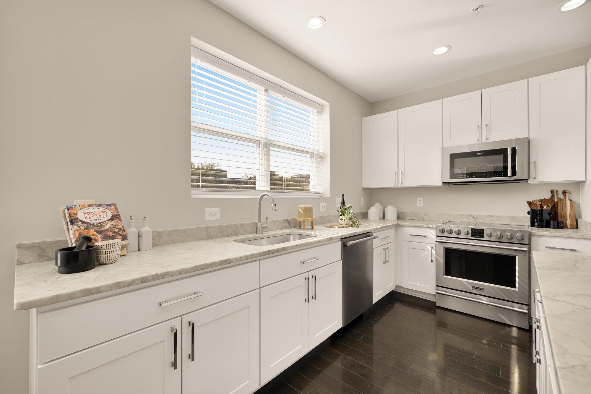  3302 9th Street NE, Washington, DC, 20017 - 物件實景