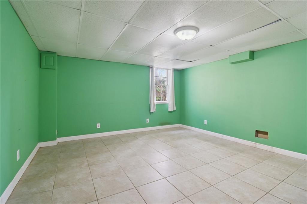 Smyrna, Georgia, 30082, United States, 6 Bedrooms Bedrooms, ,3 BathroomsBathrooms,Residential,For Sale,2002854