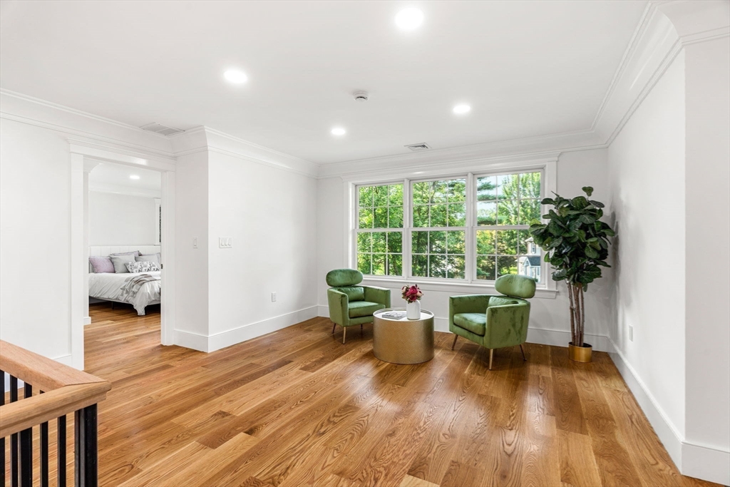 Natick, Massachusetts, 01760, United States, 5 Bedrooms Bedrooms, ,6 BathroomsBathrooms,Residential,For Sale,1901321