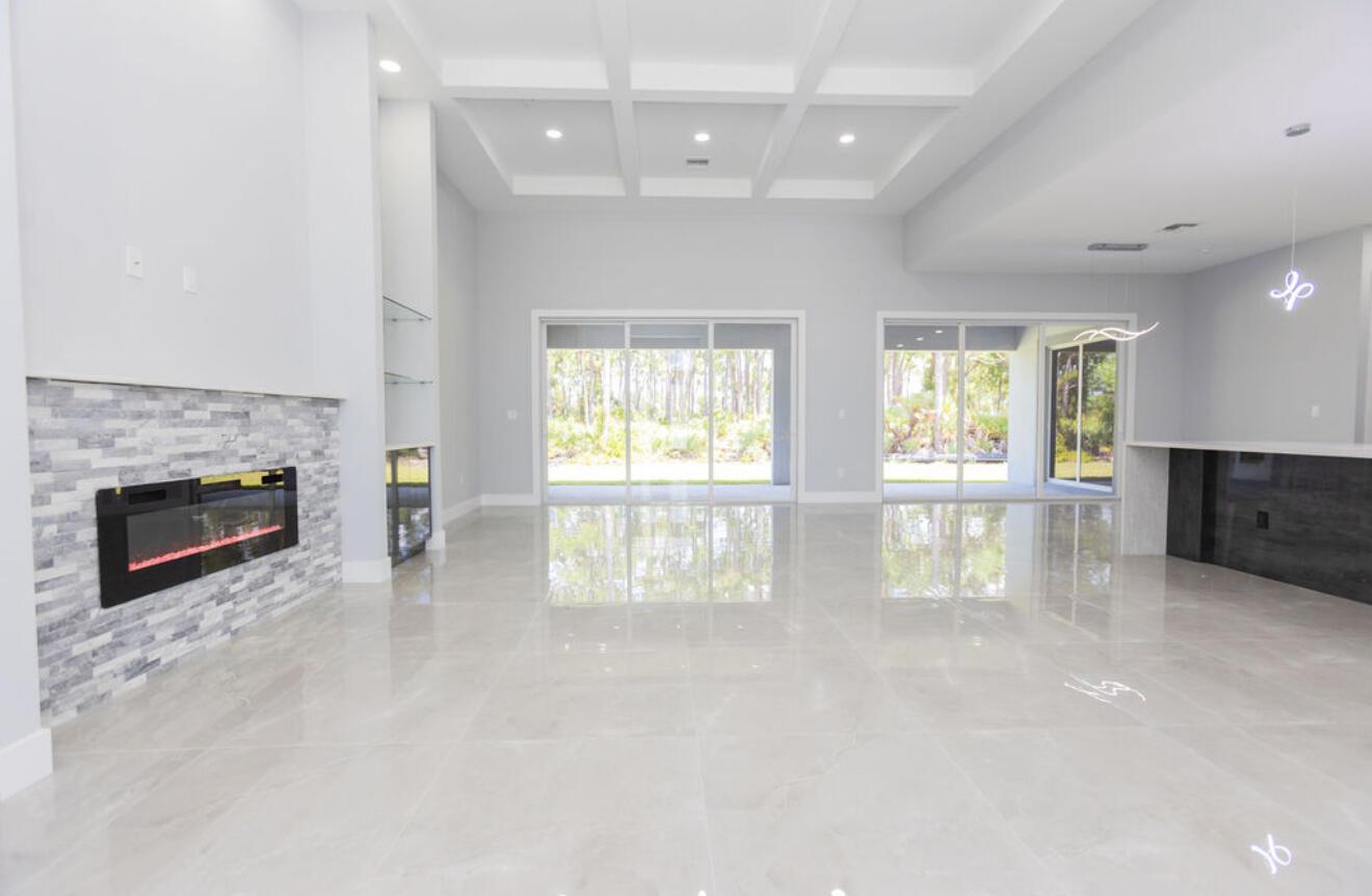 Port St Lucie, Florida, 34986, United States, 4 Bedrooms Bedrooms, ,3 BathroomsBathrooms,Residential,For Sale,1926175