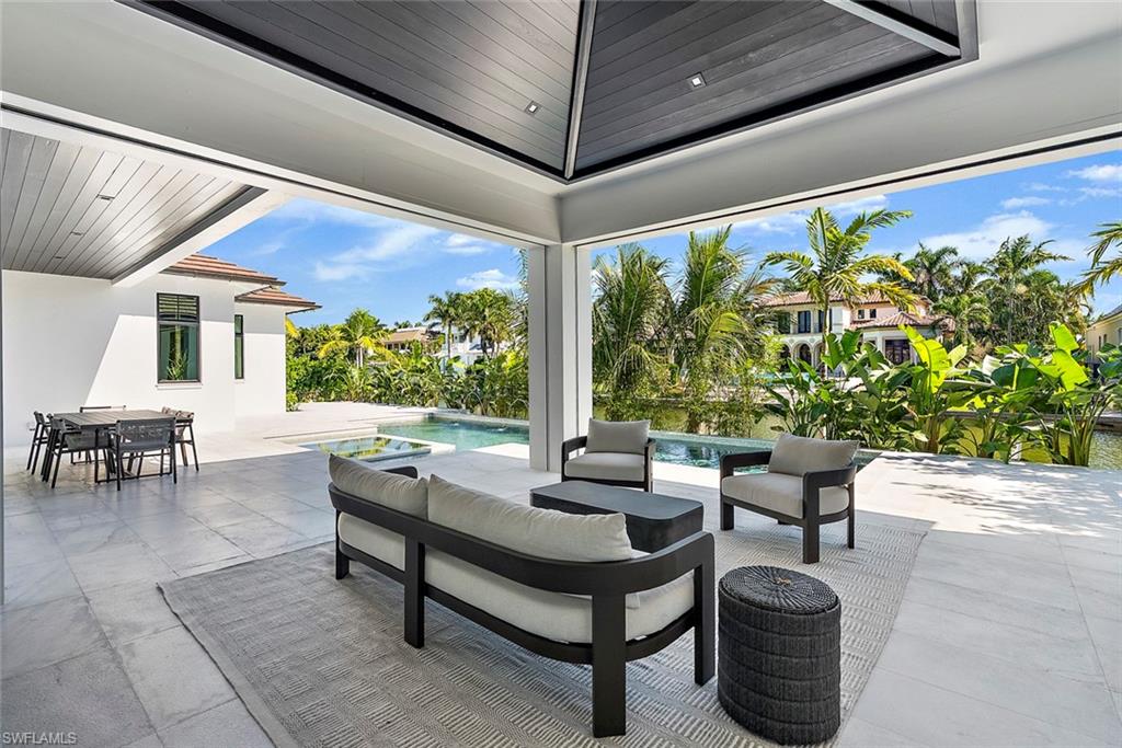 Naples, Florida, 34102, United States, 4 Bedrooms Bedrooms, ,6 BathroomsBathrooms,Residential,For Sale,2003055