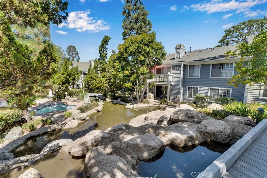 San Pedro, California, 90732, United States, 2 Bedrooms Bedrooms, ,2 BathroomsBathrooms,Residential,For Sale,1979917