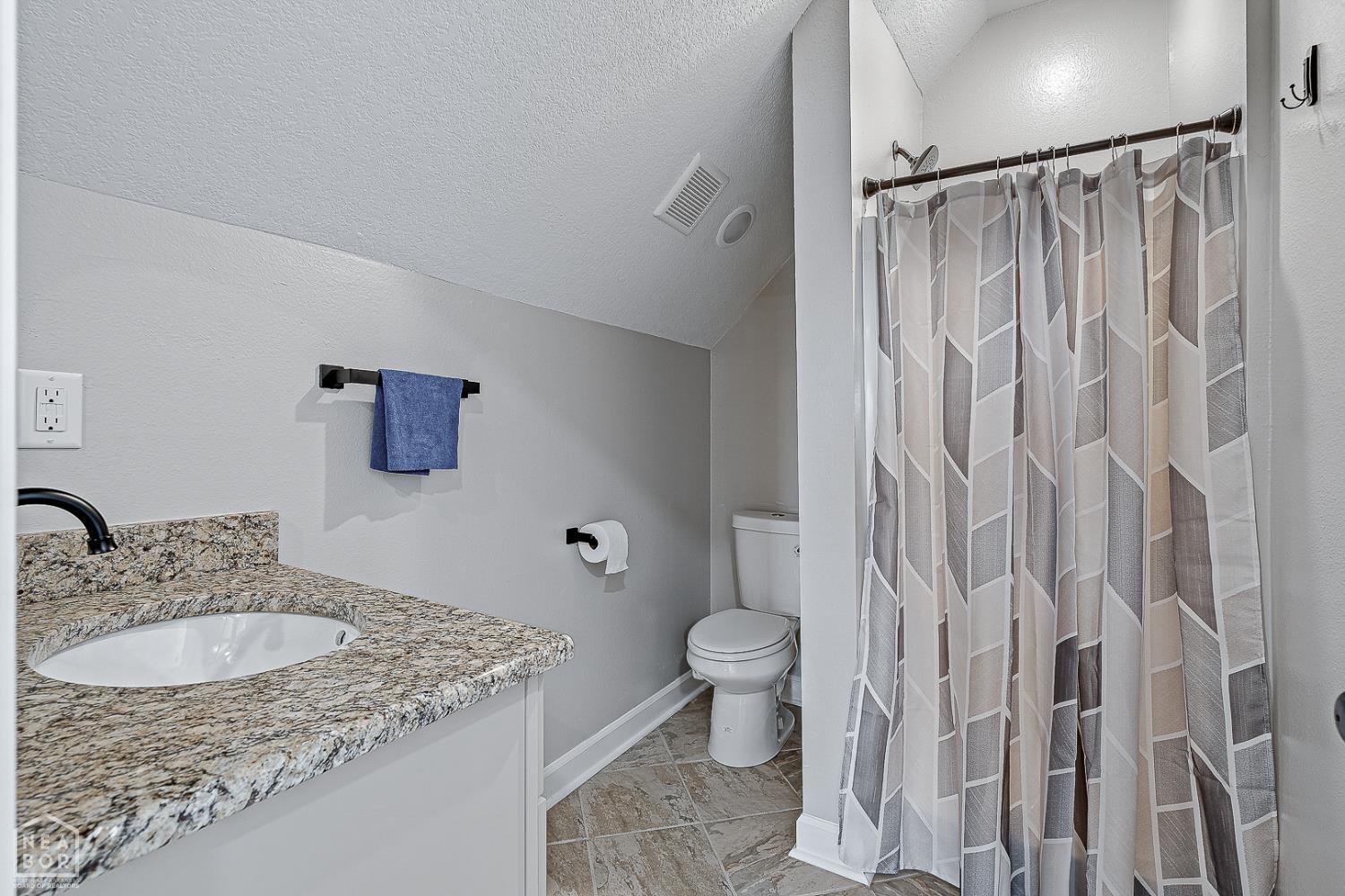 Jonesboro, Arkansas, 72404, United States, ,4 BathroomsBathrooms,Residential,For Sale,1981913