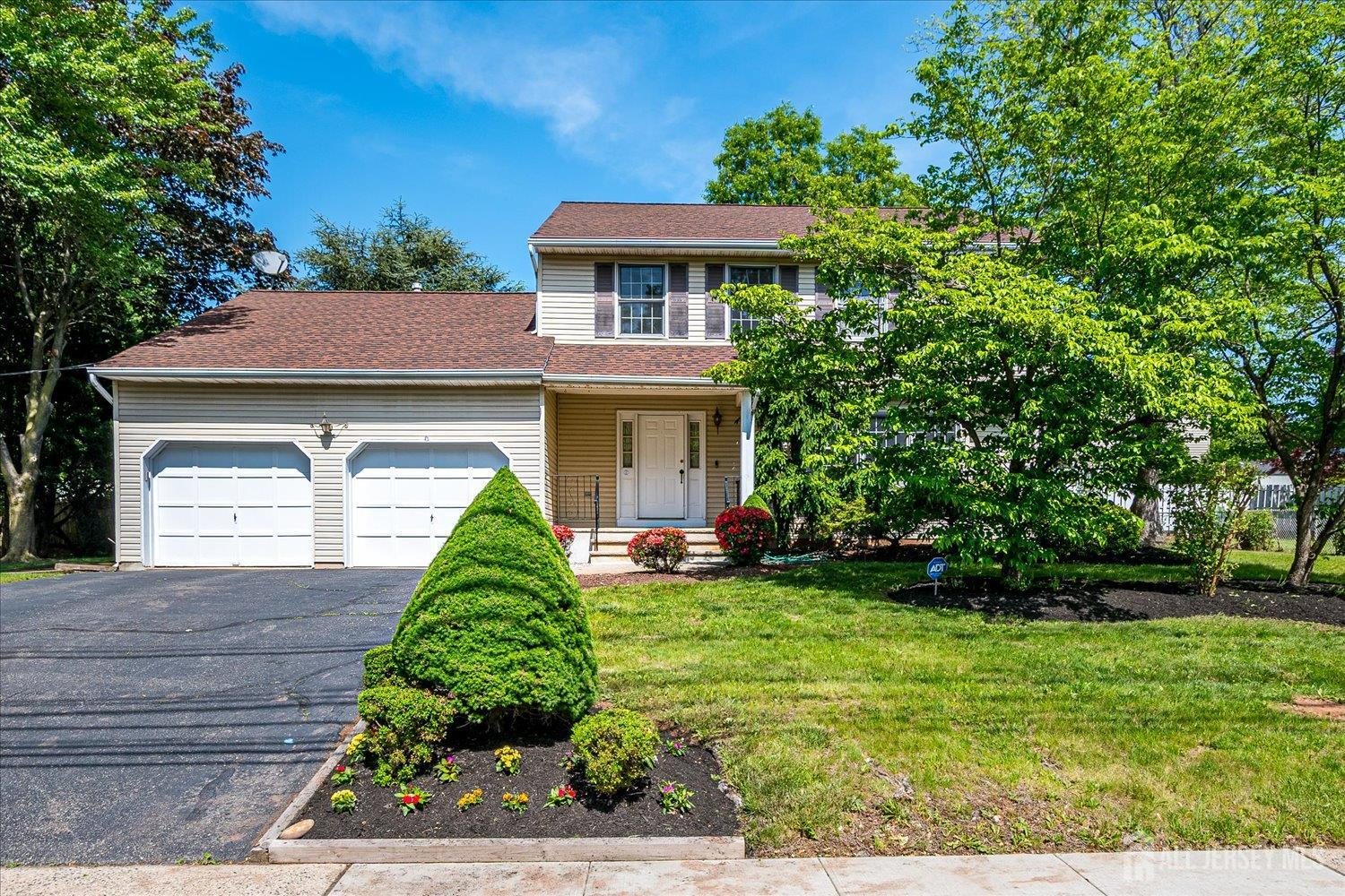 South Plainfield, New Jersey, 07080, United States, 4 Bedrooms Bedrooms, ,3 BathroomsBathrooms,Residential,For Sale,1934191