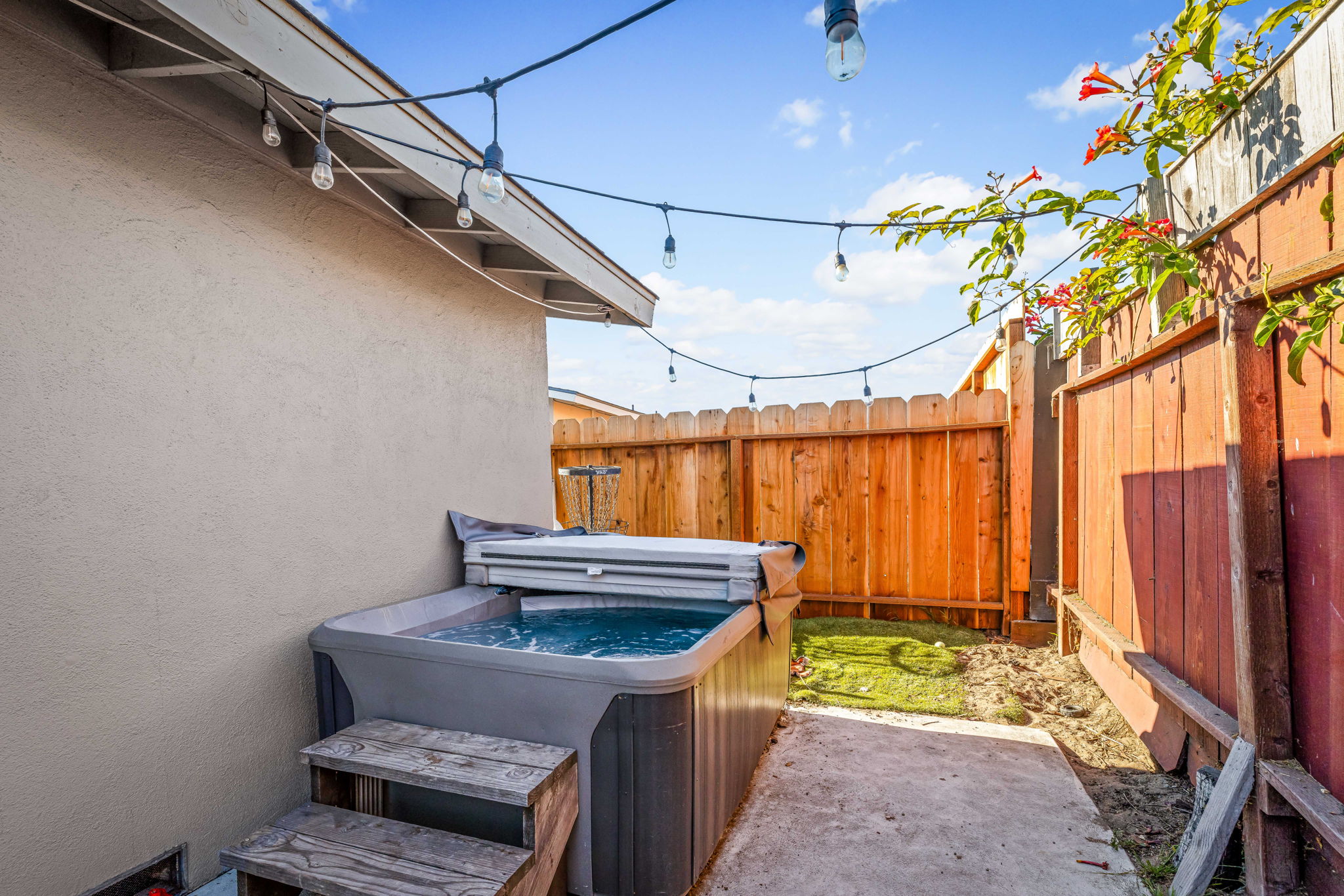 Seaside, California, 93955, United States, 3 Bedrooms Bedrooms, ,1 BathroomBathrooms,Residential,For Sale,1887729
