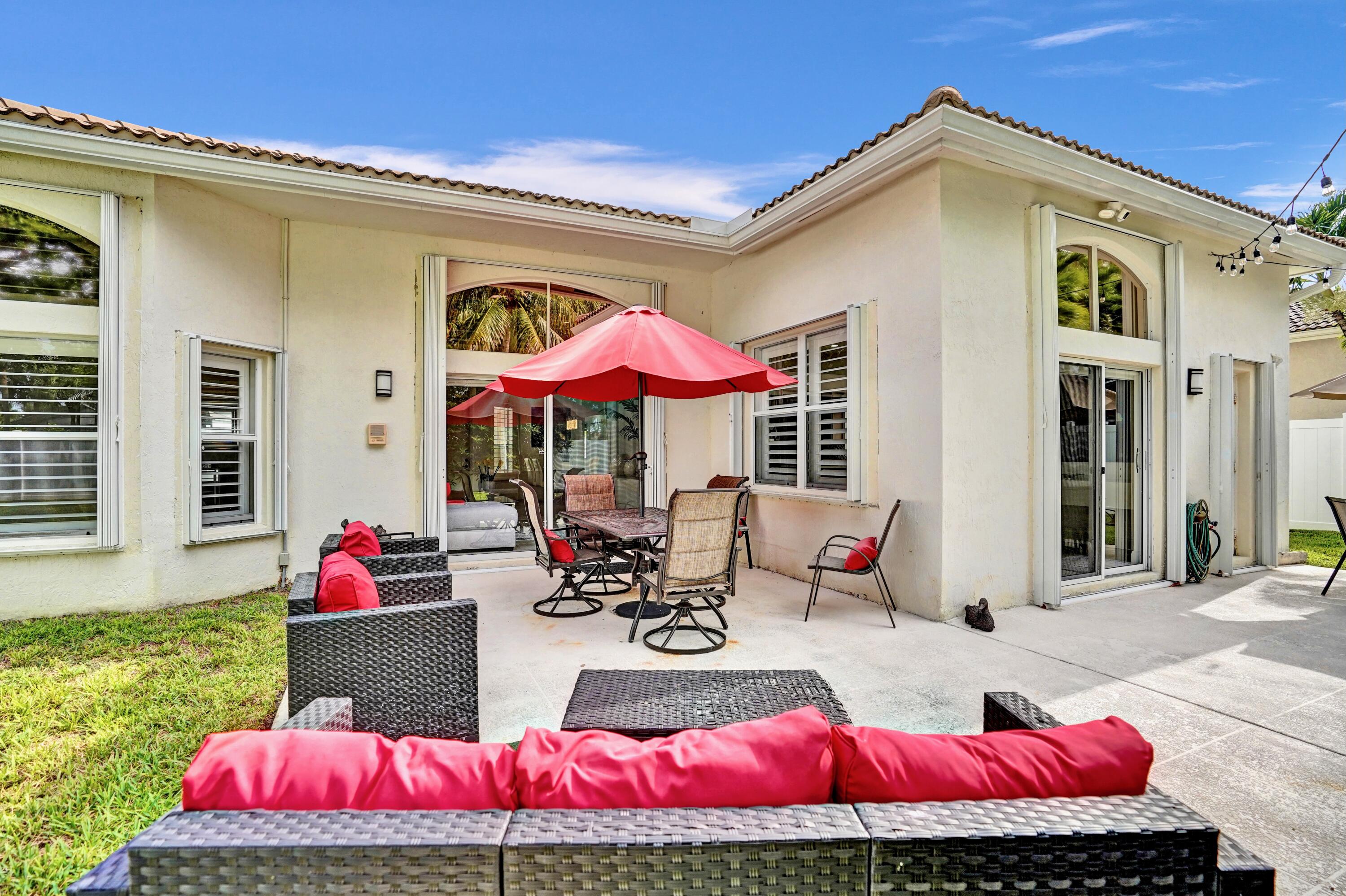 Lake Worth, Florida, 33463, United States, 3 Bedrooms Bedrooms, ,3 BathroomsBathrooms,Residential,For Sale,1905874