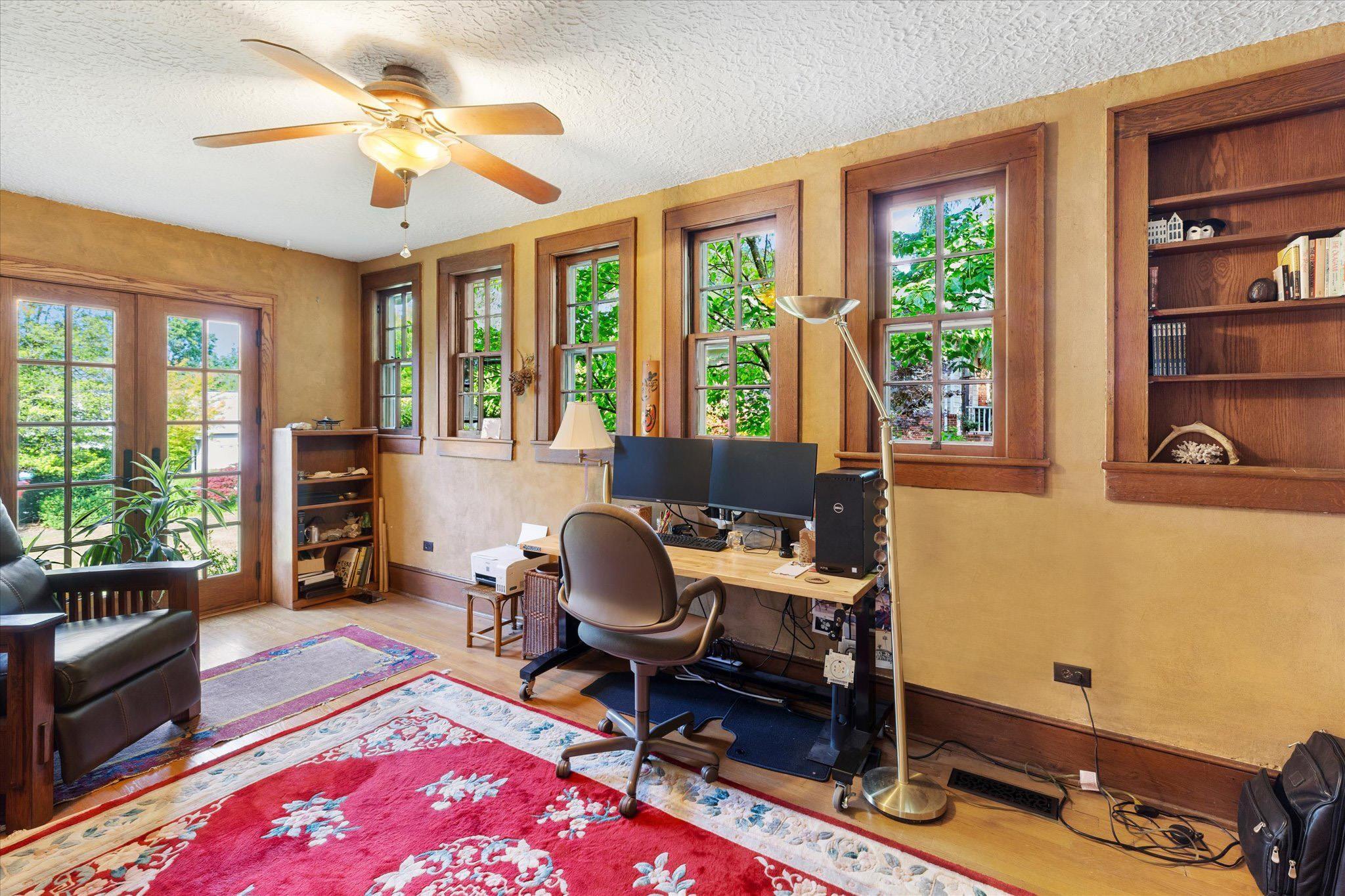 Blacksburg, Virginia, 24060, United States, 3 Bedrooms Bedrooms, ,3 BathroomsBathrooms,Residential,For Sale,1986553