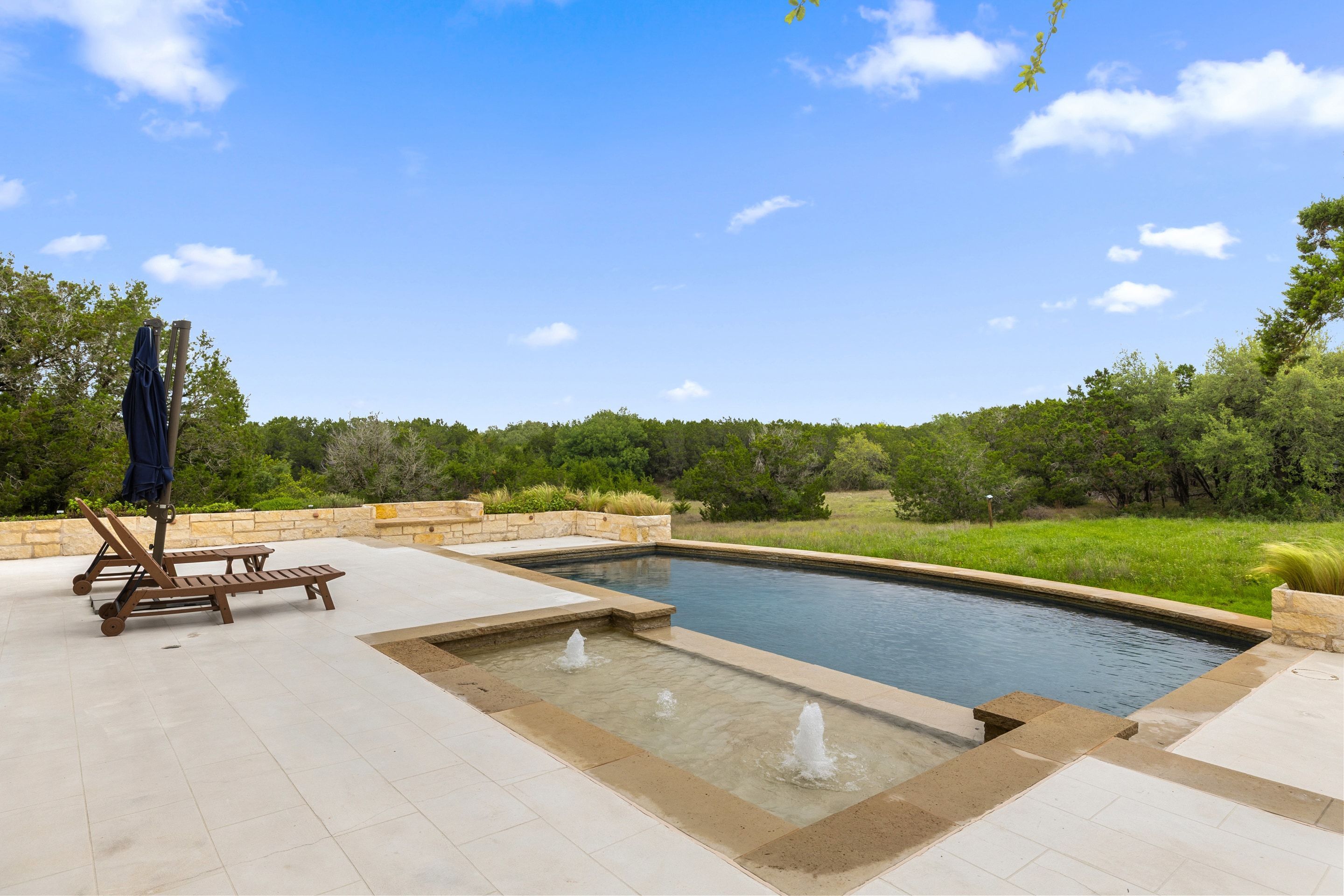  Incredible & Rare Home in The Overlook at Lewis Mountain - A SW Austin Gem - 物件實景