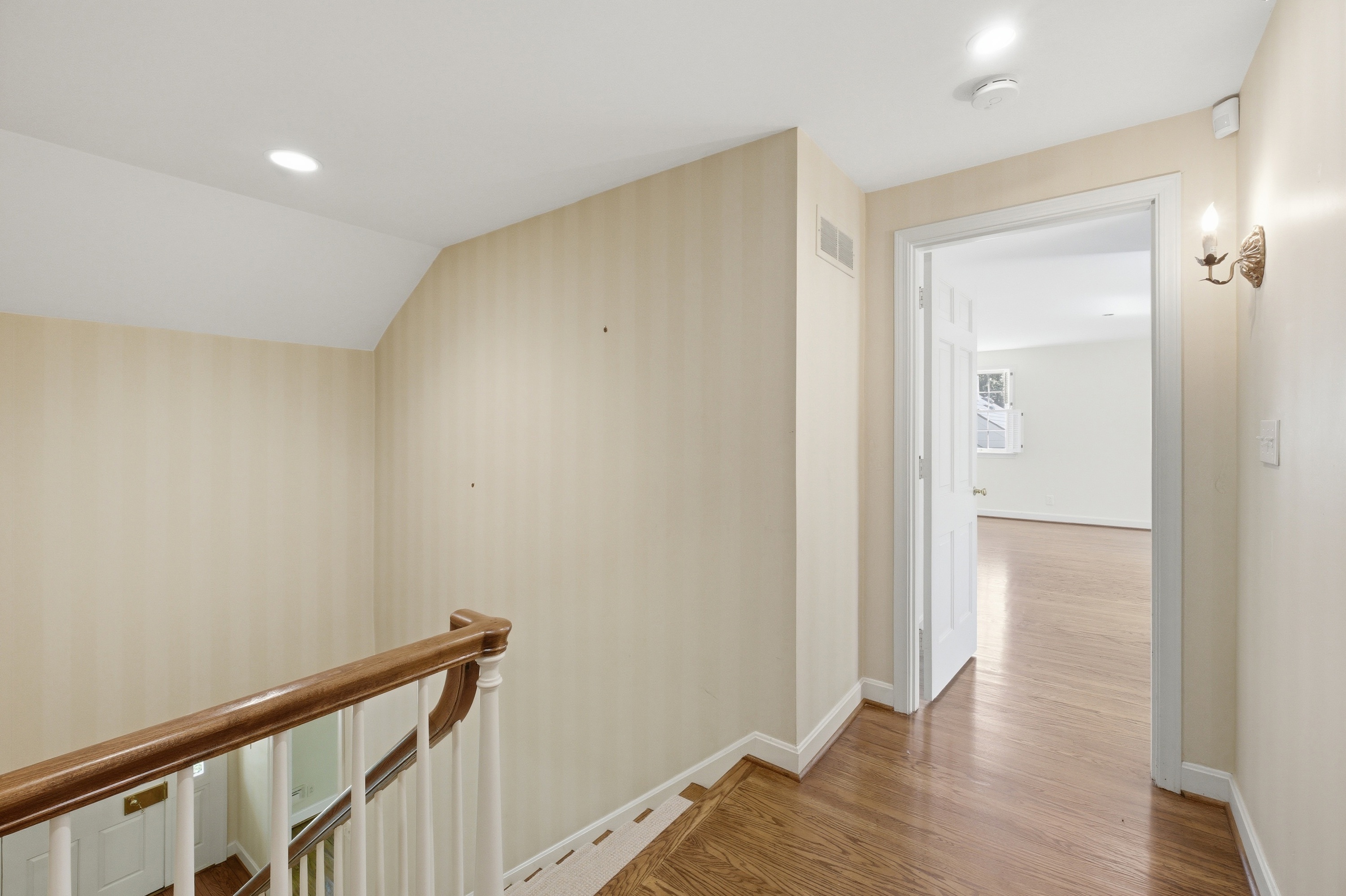  12000 Hazelwood Road, Anchorage, KY 40223 - 物件實景