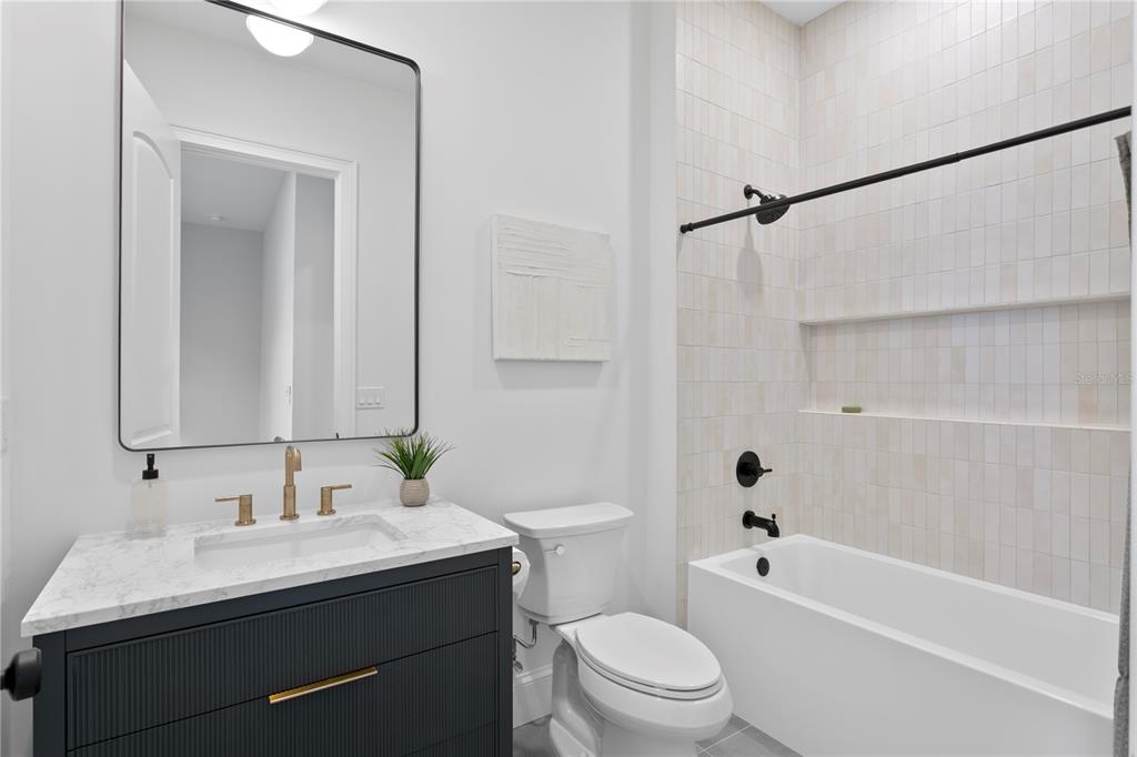 Tampa, Florida, 33629, United States, 5 Bedrooms Bedrooms, ,5 BathroomsBathrooms,Residential,For Sale,1837490