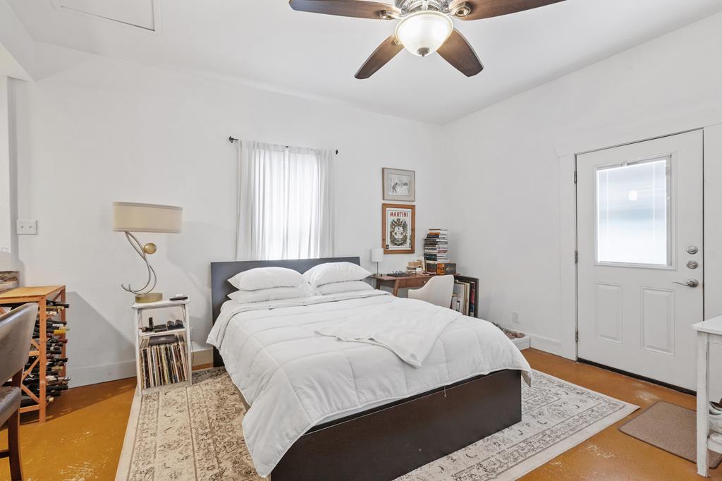 Fredericksburg, Texas, 78624, United States, 4 Bedrooms Bedrooms, ,4 BathroomsBathrooms,Residential,For Sale,1979275