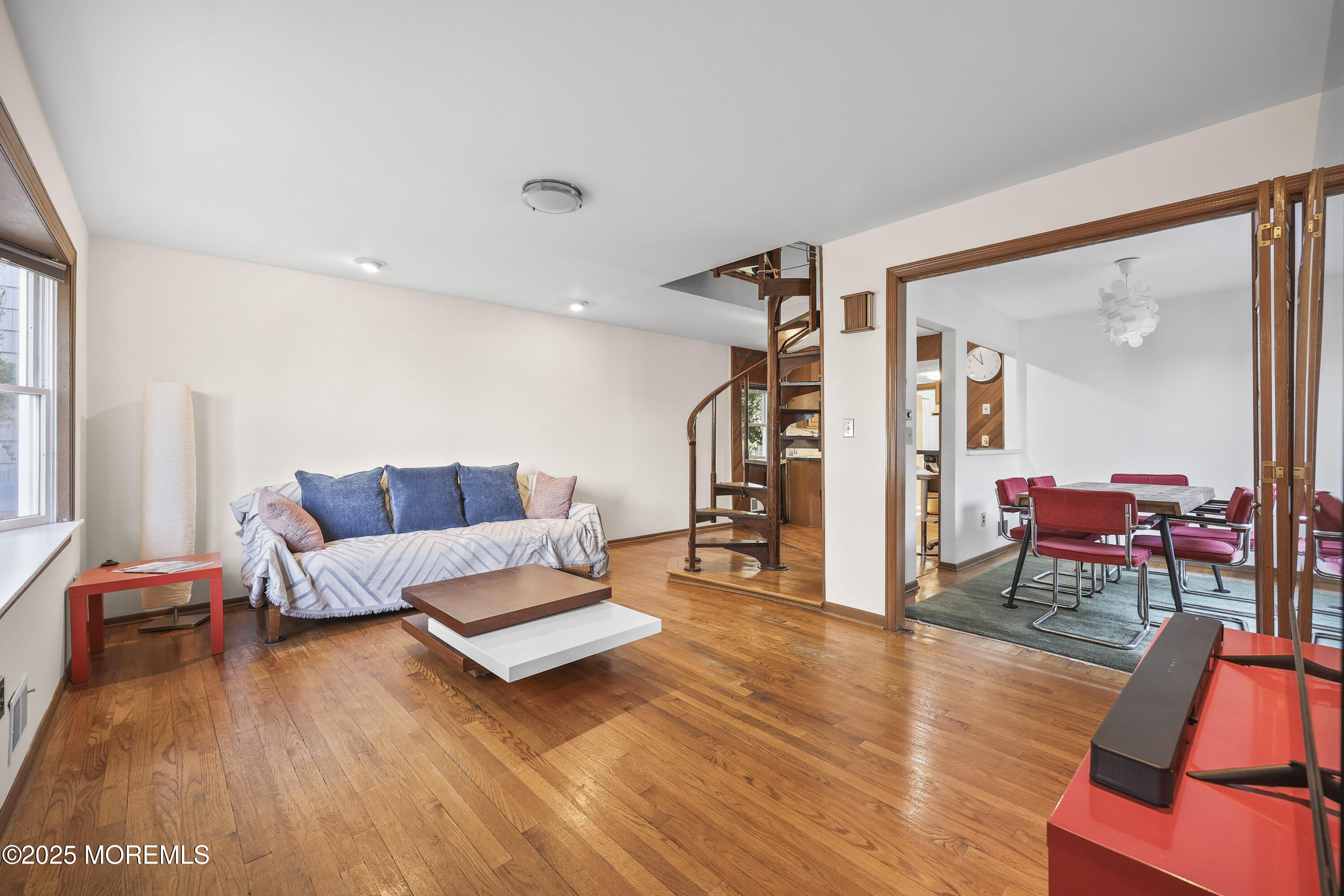 Leonardo, New Jersey, 07737, United States, 4 Bedrooms Bedrooms, ,3 BathroomsBathrooms,Residential,For Sale,2001705