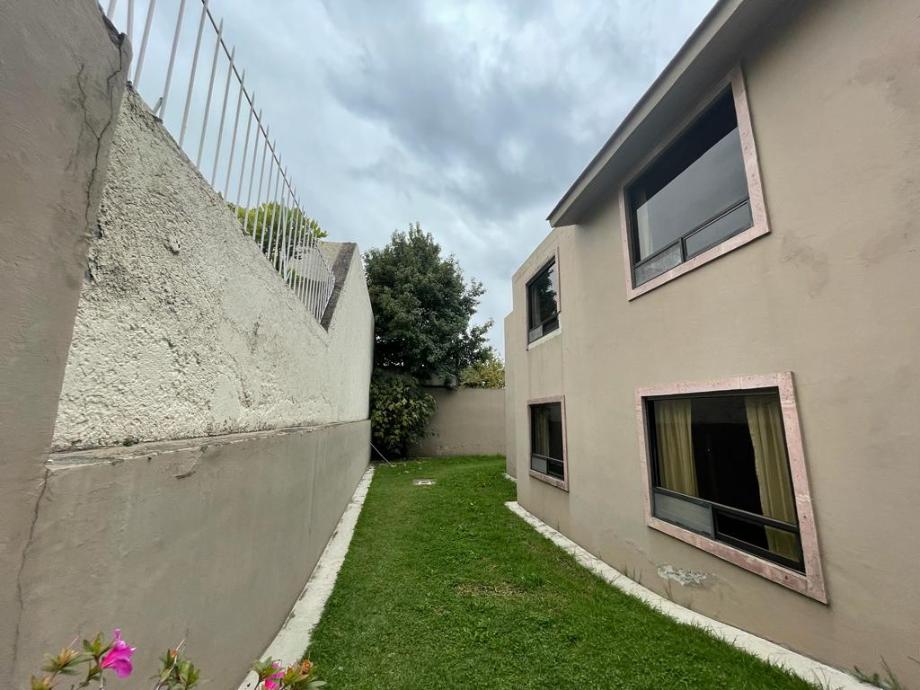 SAN CARLOS, Metepec, Estado de México, 52159, Mexico, 4 Bedrooms Bedrooms, ,3 BathroomsBathrooms,Residential,For Sale,SAN CARLOS,1441444