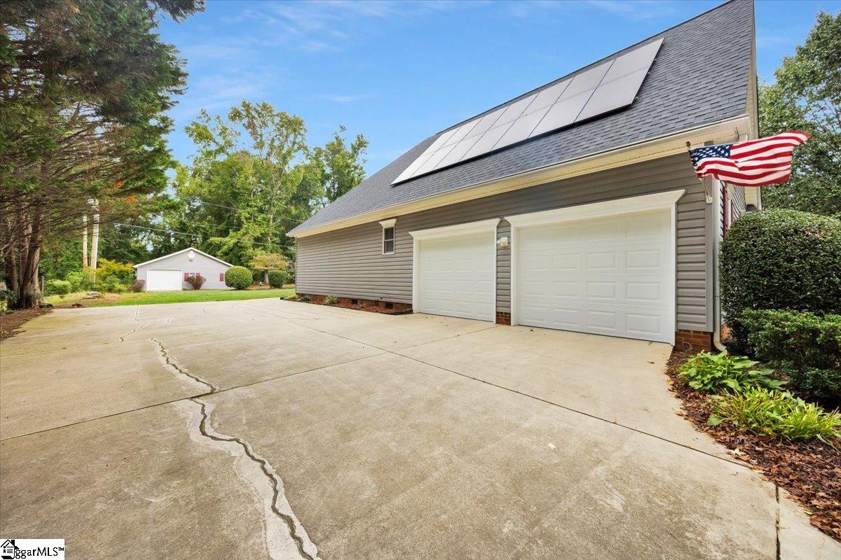 Greenville, South Carolina, 29617, United States, 4 Bedrooms Bedrooms, ,3 BathroomsBathrooms,Residential,For Sale,1955283