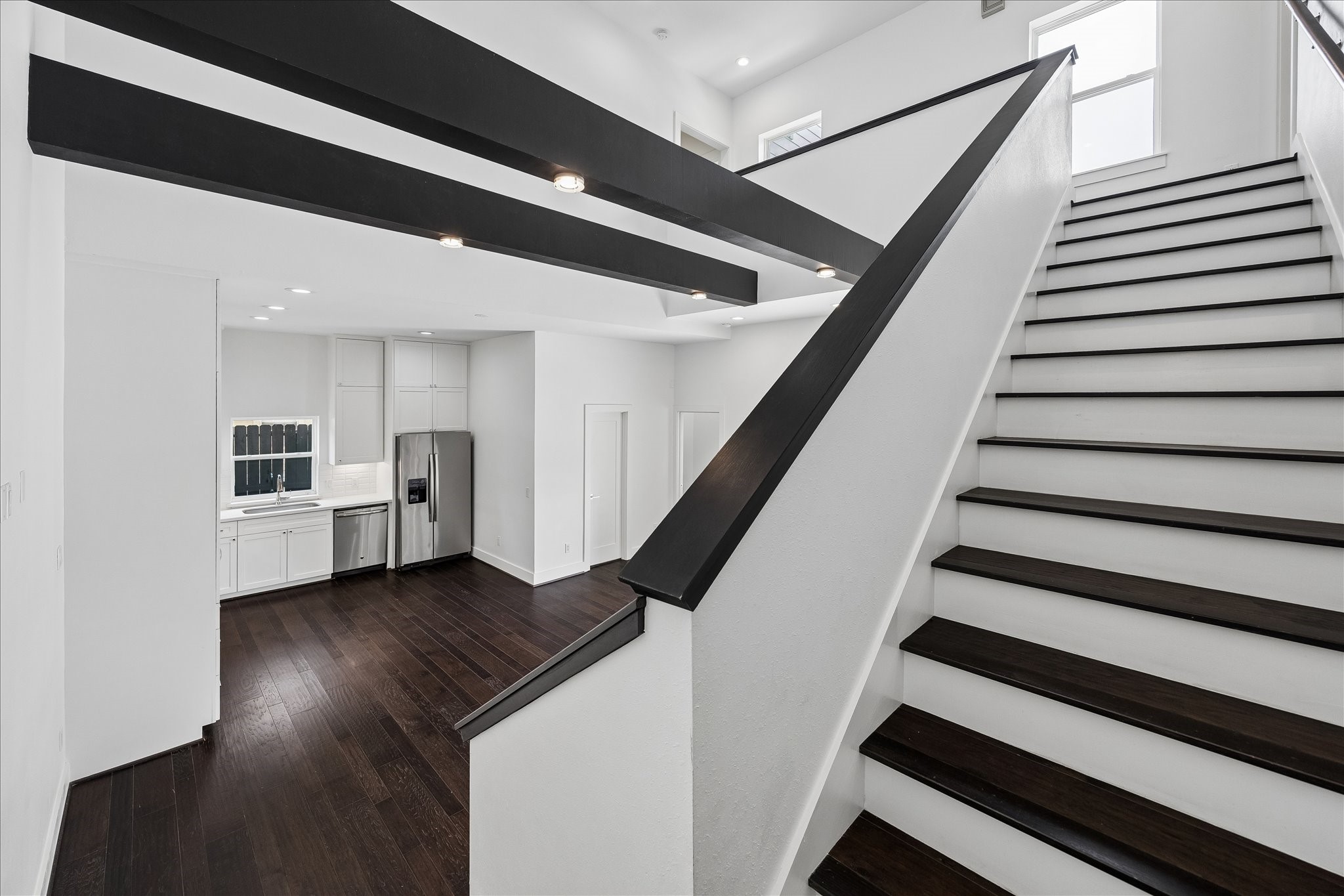  7702 Jacquelyn Oaks Road - 物件實景