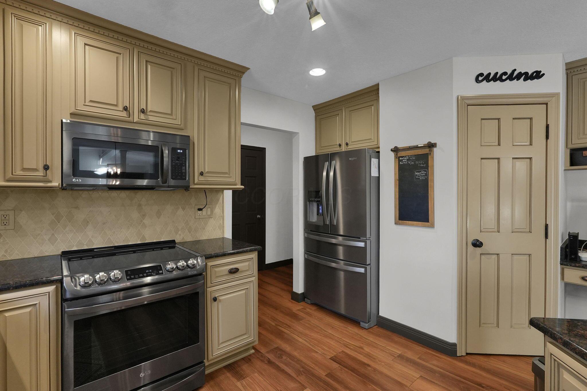 Canal Winchester, Ohio, 43110, United States, 4 Bedrooms Bedrooms, ,3 BathroomsBathrooms,Residential,For Sale,1988095