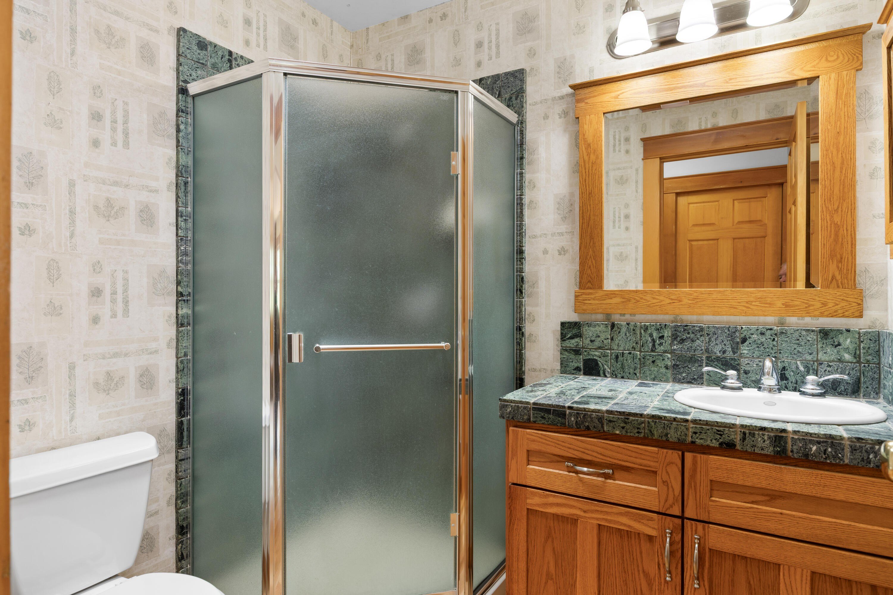 Cave Junction, Oregon, 97523, United States, 3 Bedrooms Bedrooms, ,3 BathroomsBathrooms,Residential,For Sale,1975674