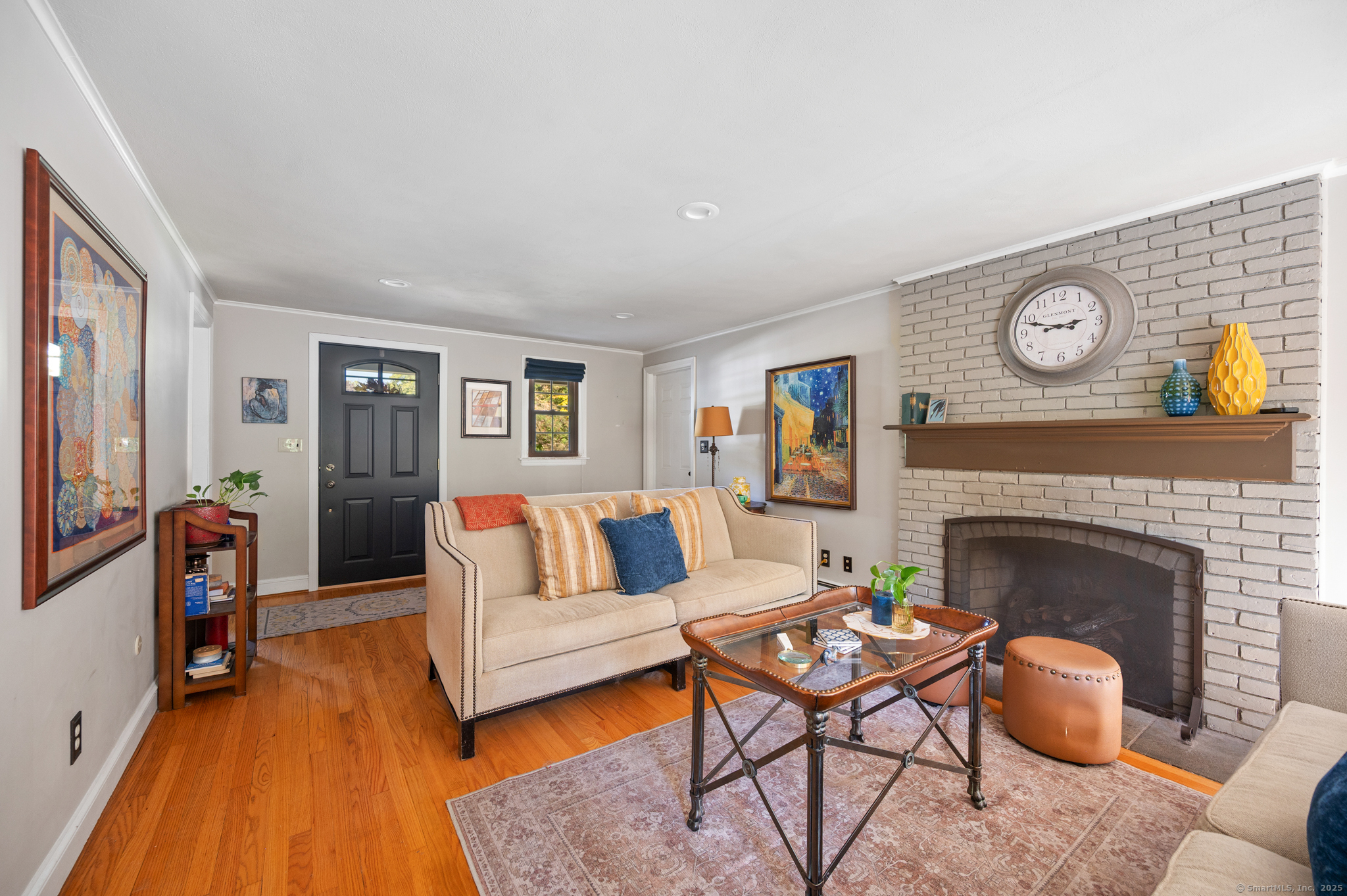 Manchester, Connecticut, 06040, United States, 4 Bedrooms Bedrooms, ,4 BathroomsBathrooms,Residential,For Sale,1988366