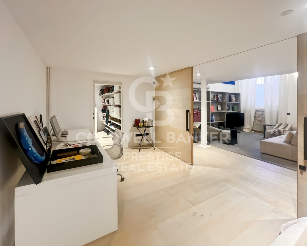 Barcelona, Catalonia, ES, 3 Bedrooms Bedrooms, ,3 BathroomsBathrooms,Residential,For Sale,1807120