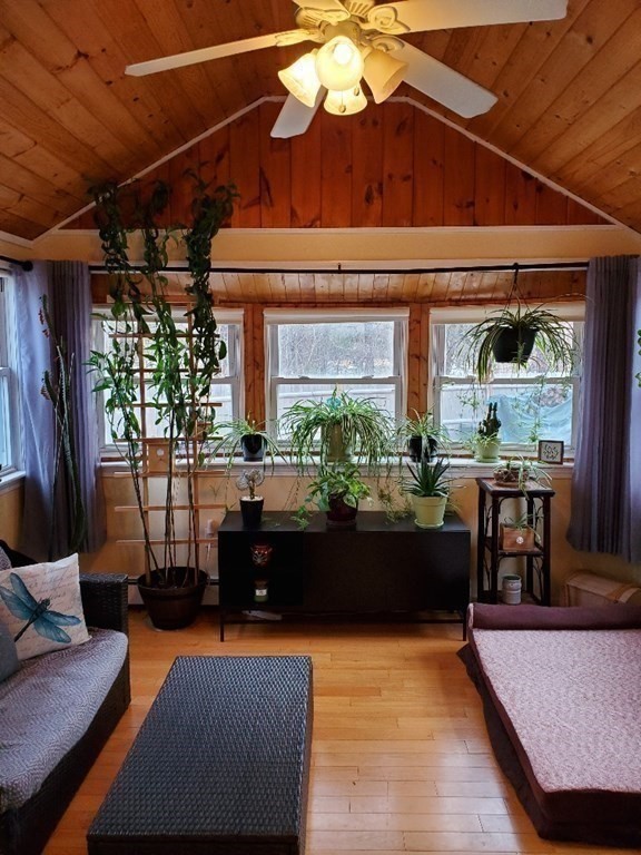 Peabody, Massachusetts, 01960, United States, 3 Bedrooms Bedrooms, ,3 BathroomsBathrooms,Residential,For Sale,1878356