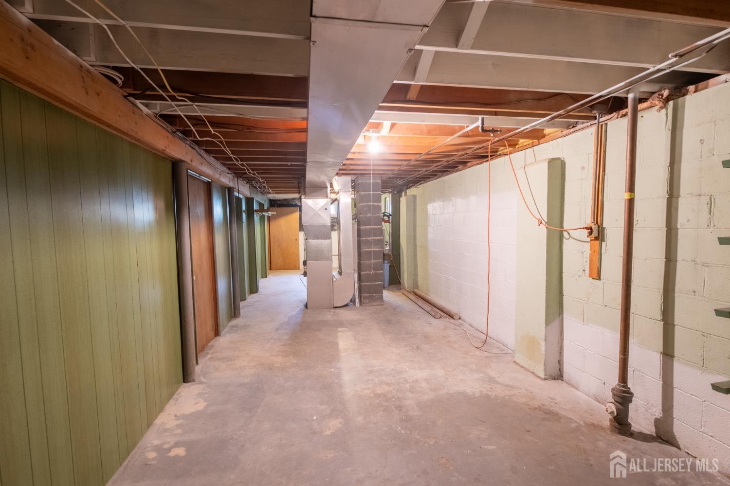 East Brunswick, New Jersey, 08816, United States, 3 Bedrooms Bedrooms, ,2 BathroomsBathrooms,Residential,For Sale,2002265