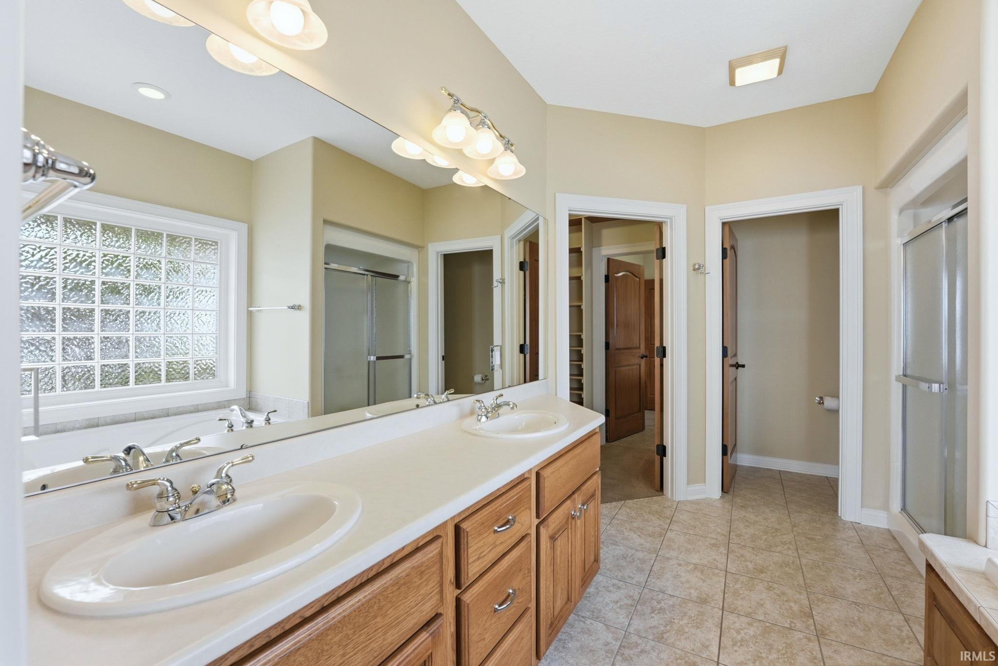 Wolcottville, Indiana, 46795, United States, 3 Bedrooms Bedrooms, ,4 BathroomsBathrooms,Residential,For Sale,2048319