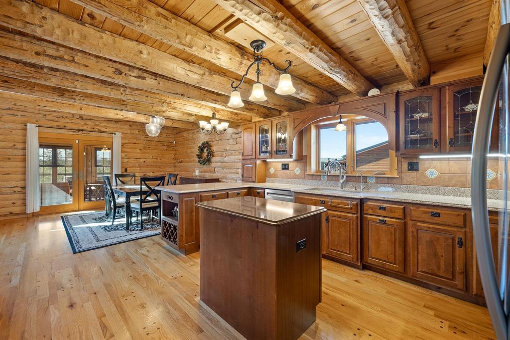 Hot Springs, South Dakota, 57747, United States, 3 Bedrooms Bedrooms, ,2 BathroomsBathrooms,Residential,For Sale,1984006