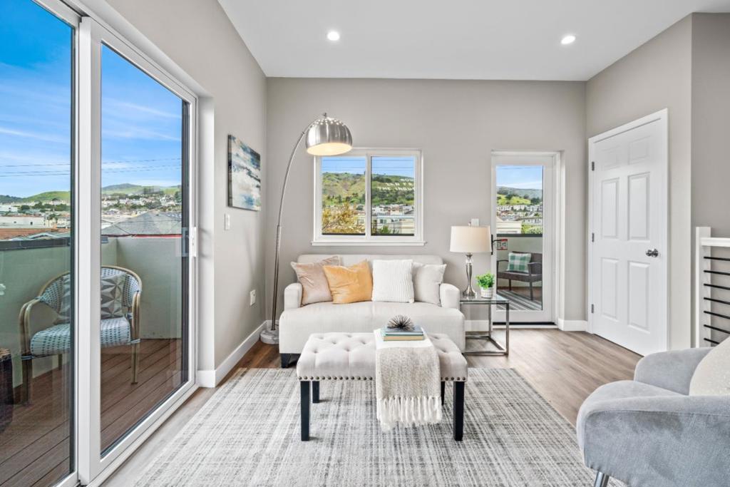 South San Francisco, California, 94080, United States, 4 Bedrooms Bedrooms, ,4 BathroomsBathrooms,Residential,For Sale,1978903