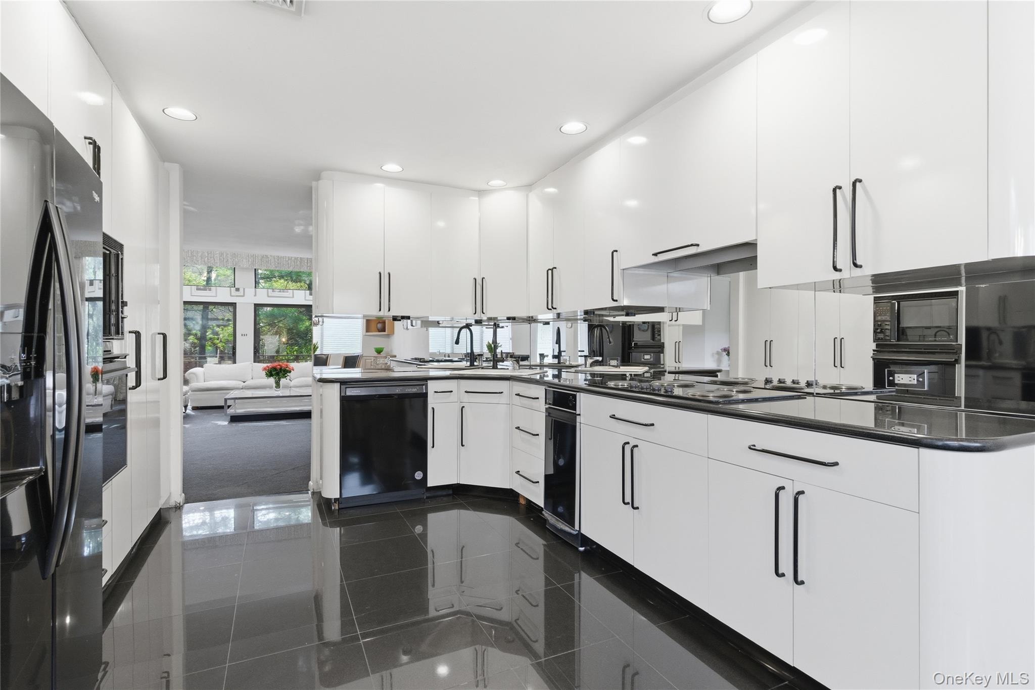  30 Yale Drive, Manhasset, NY, 11030 - 物件實景