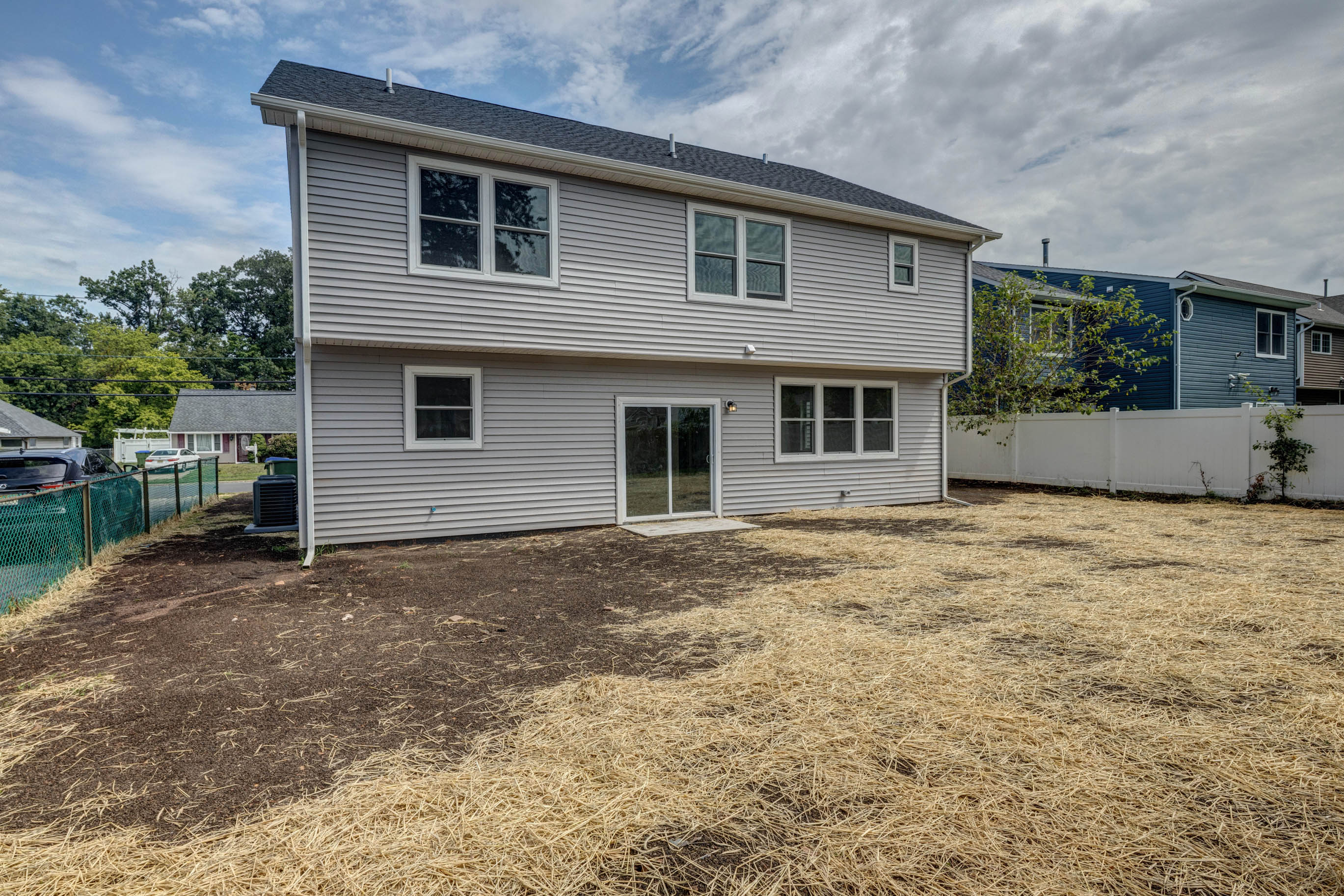 Edison, New Jersey, 08817, United States, 5 Bedrooms Bedrooms, ,4 BathroomsBathrooms,Residential,For Sale,1943601