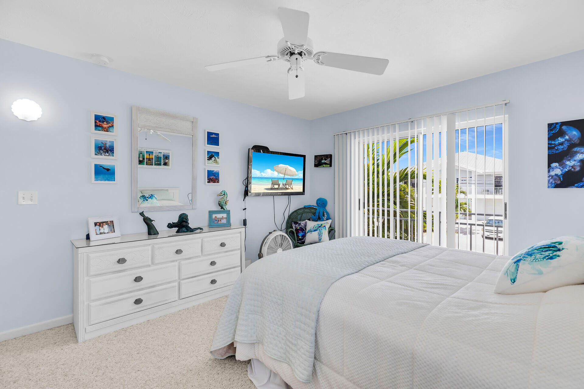 MARATHON, Florida, 33050, United States, 3 Bedrooms Bedrooms, ,2 BathroomsBathrooms,Residential,For Sale,2002078