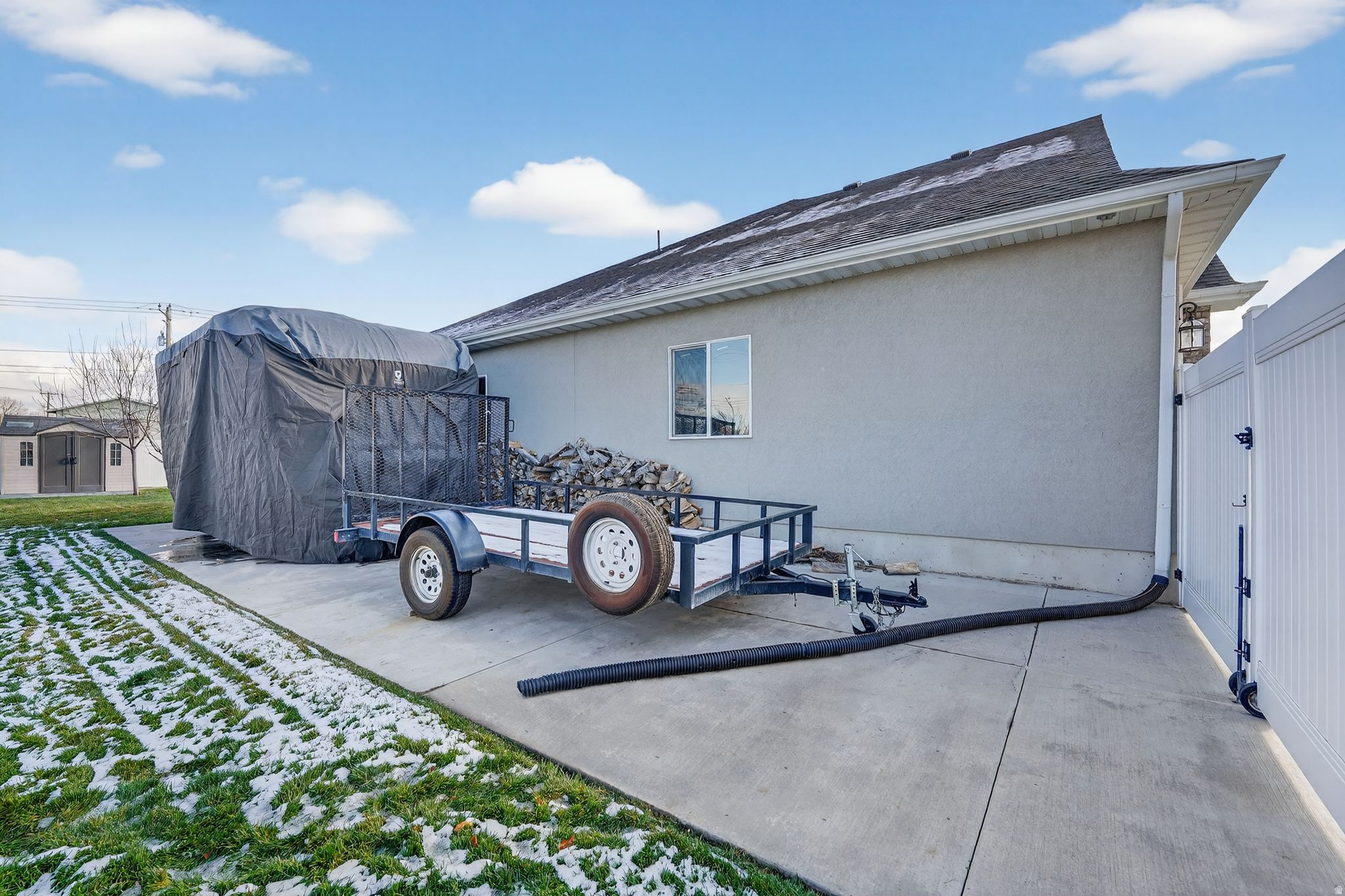 Syracuse, Utah, 84075, United States, 5 Bedrooms Bedrooms, ,3 BathroomsBathrooms,Residential,For Sale,2003414