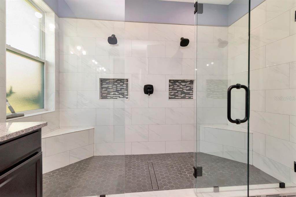 Bradenton, Florida, 34212, United States, 4 Bedrooms Bedrooms, ,4 BathroomsBathrooms,Residential,For Sale,1908693