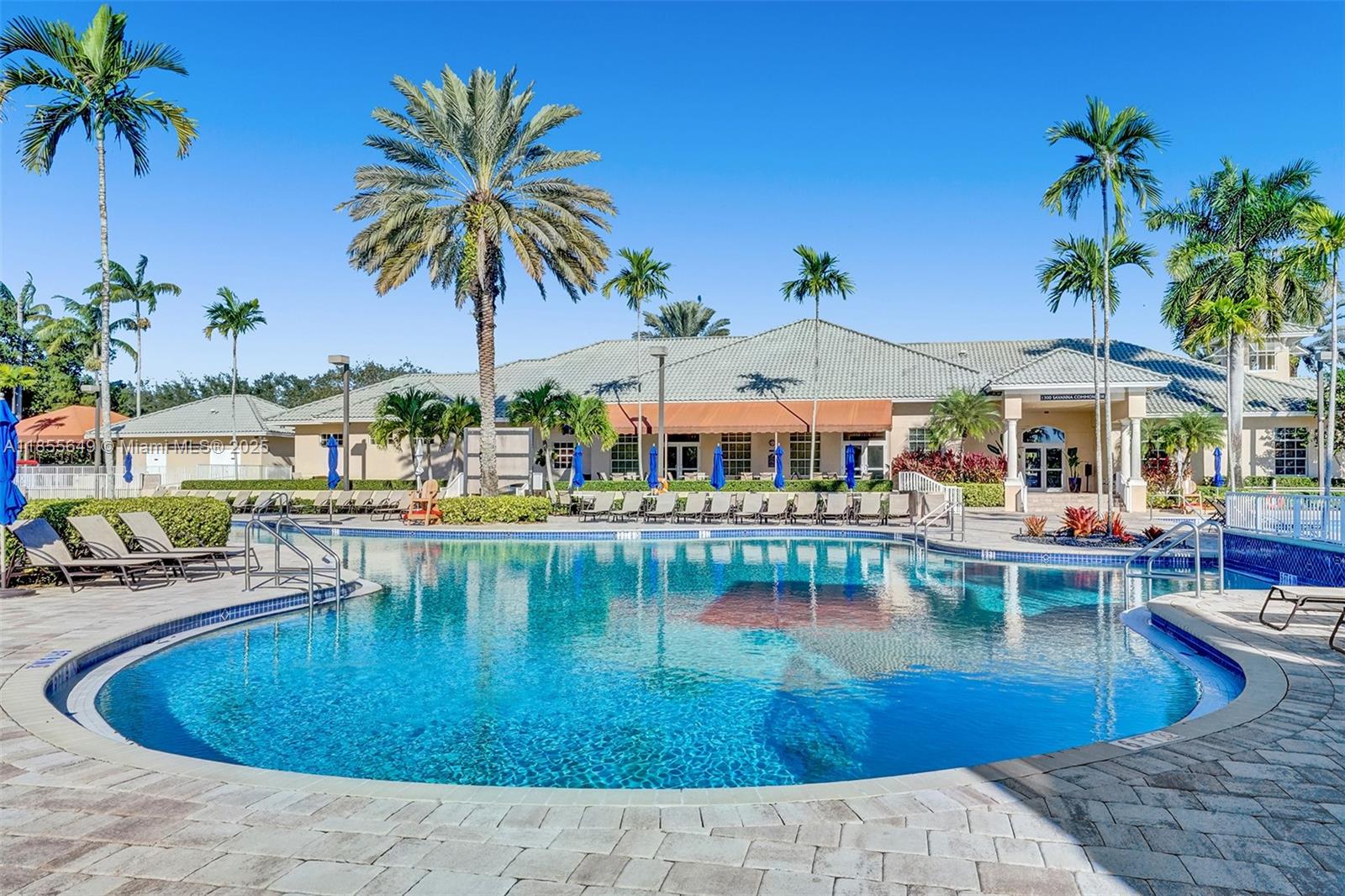 Weston, Florida, 33327, United States, 4 Bedrooms Bedrooms, ,3 BathroomsBathrooms,Residential,For Sale,1913300