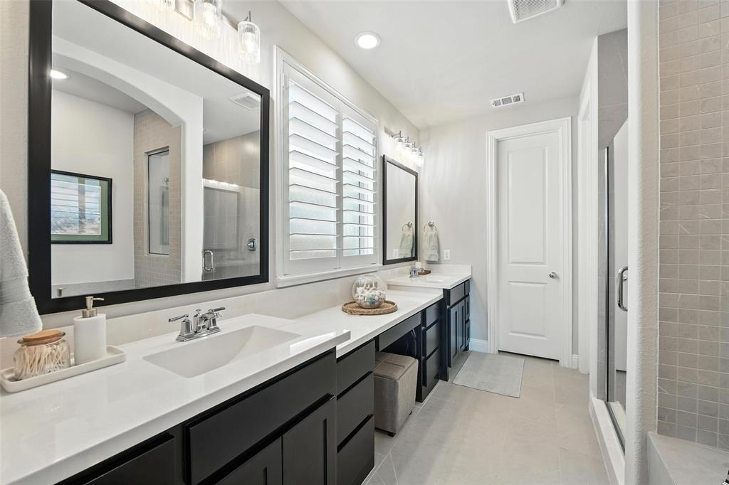 Fort Worth, Texas, 76123, United States, 4 Bedrooms Bedrooms, ,3 BathroomsBathrooms,Residential,For Sale,1932025