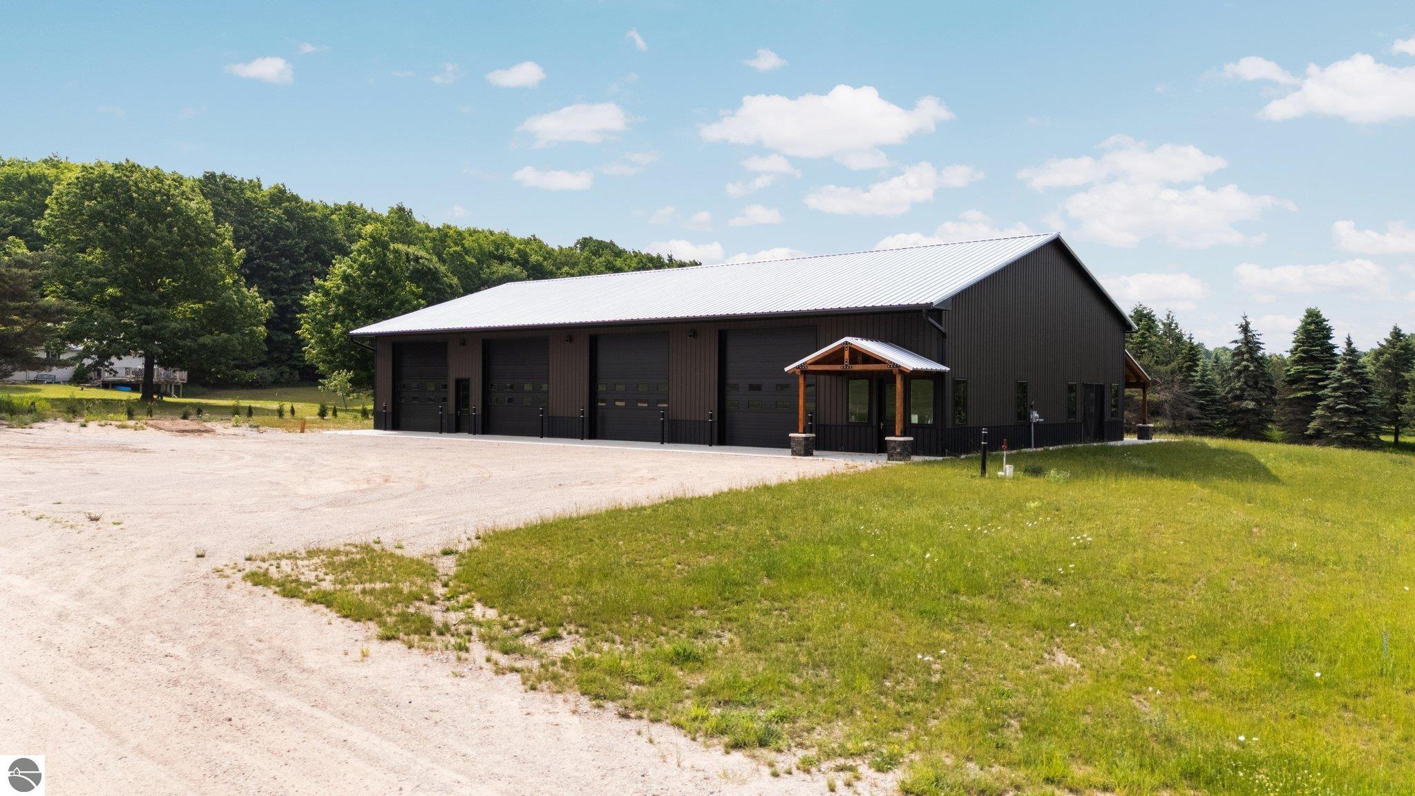 Bellaire, Michigan, 49615, United States, ,Residential,For Sale,1868435