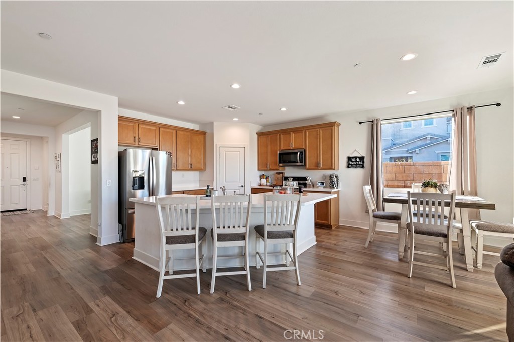 Murrieta, California, 92563, United States, 3 Bedrooms Bedrooms, ,2 BathroomsBathrooms,Residential,For Sale,2011139