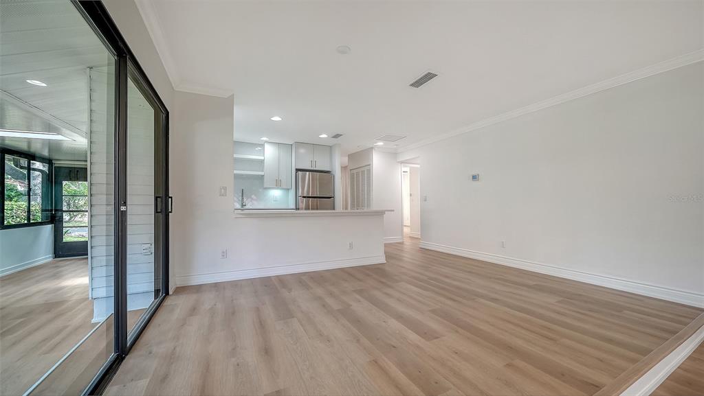 Sarasota, Florida, 34231, United States, 3 Bedrooms Bedrooms, ,2 BathroomsBathrooms,Residential,For Sale,1986536