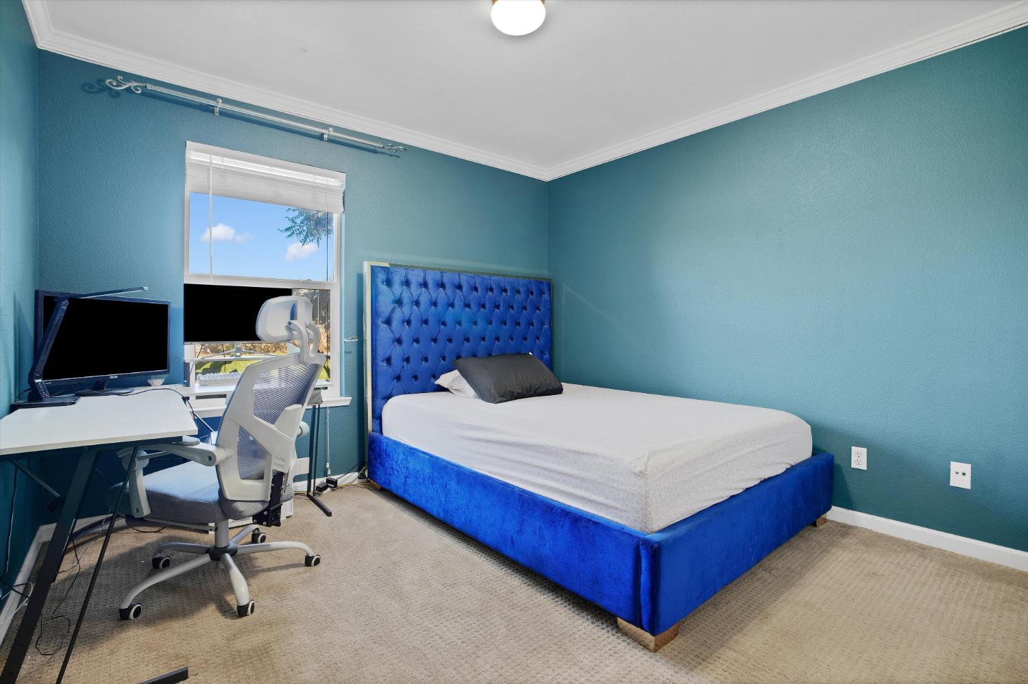 Hilmar, California, 95324, United States, 3 Bedrooms Bedrooms, ,2 BathroomsBathrooms,Residential,For Sale,1975991