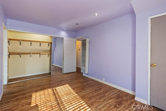 Los Angeles, California, 90003, United States, 3 Bedrooms Bedrooms, ,Residential,For Sale,1977735