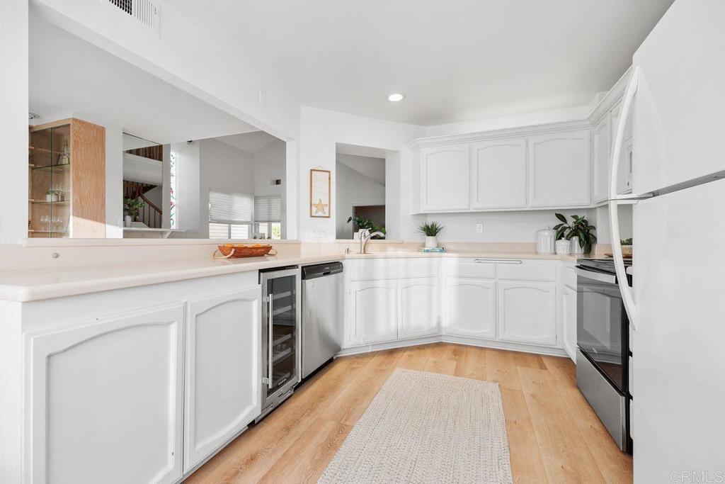 Carlsbad, California, 92011, United States, 3 Bedrooms Bedrooms, ,3 BathroomsBathrooms,Residential,For Sale,1988185