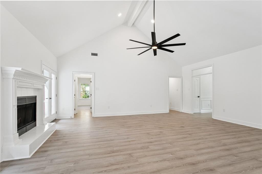 Mandeville, Louisiana, 70471, United States, 5 Bedrooms Bedrooms, ,3 BathroomsBathrooms,Residential,For Sale,1947067