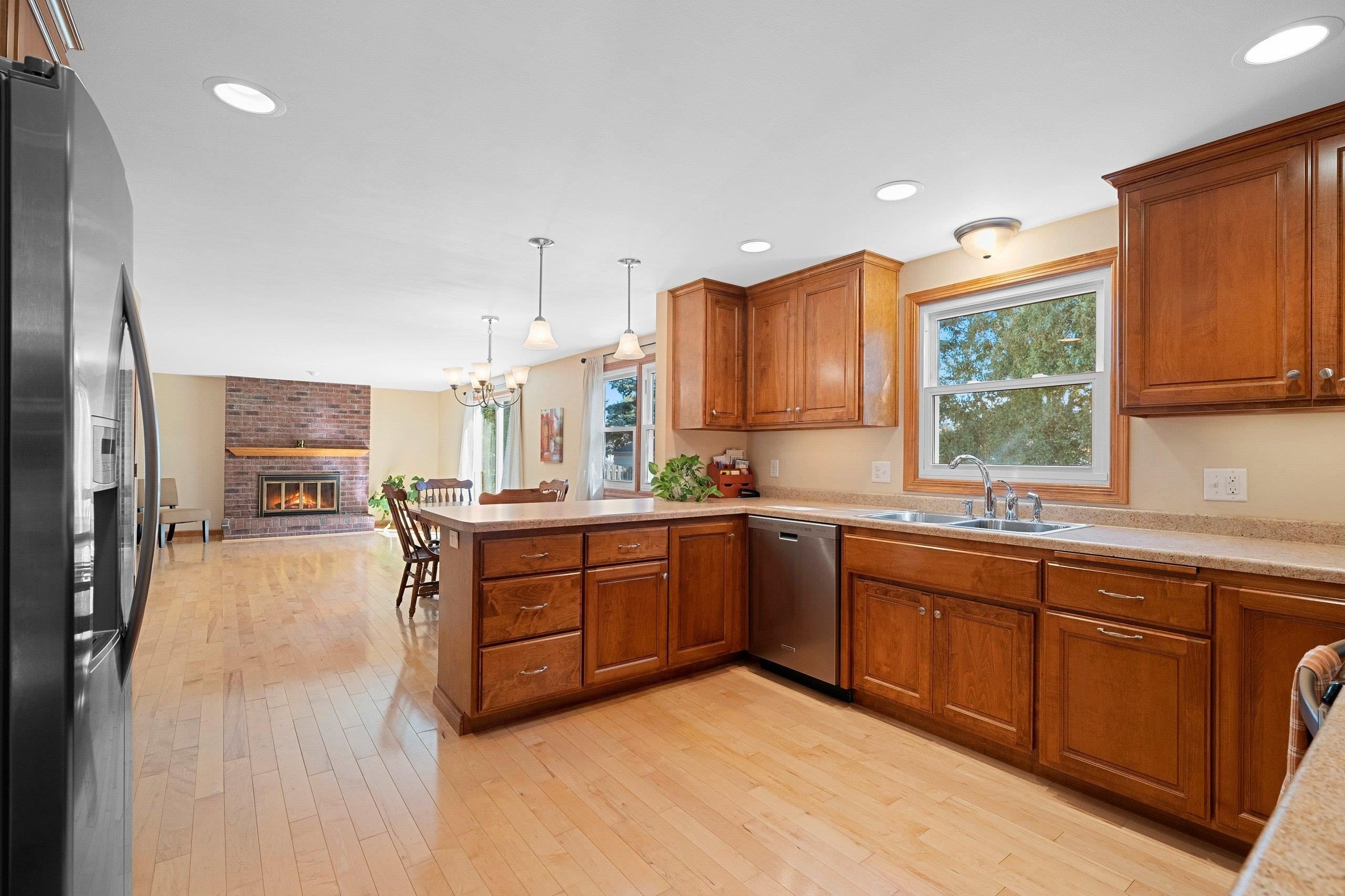 GREEN BAY, Wisconsin, 54304-4417, United States, 4 Bedrooms Bedrooms, ,2 BathroomsBathrooms,Residential,For Sale,1978060